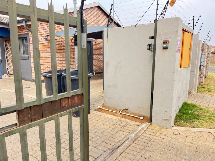 2 Bedroom Property for Sale in Dassie Rand North West